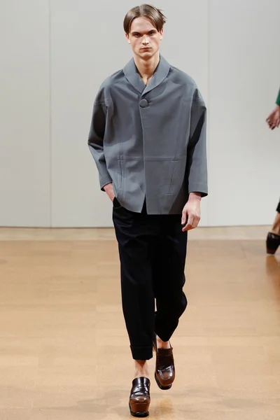 Look 36
